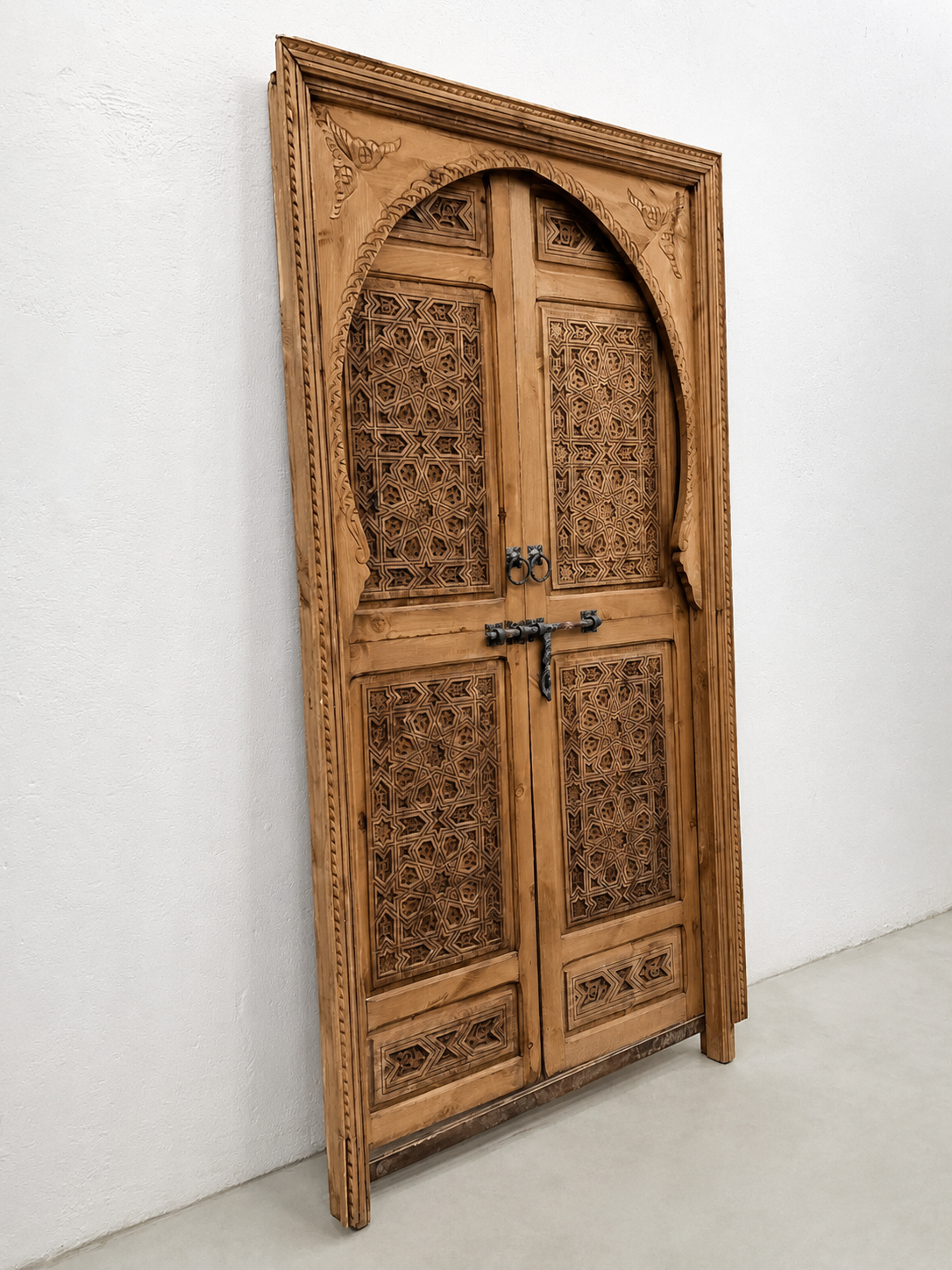 Hand-Carved Moroccan Berber Door – Custom Solid Wood Double Door