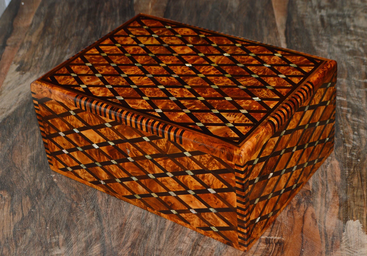 Luxury Moroccan Thuya Wood Jewelry Box with Mother-of-Pearl Inlay – Handcrafted Large Keepsake Chest