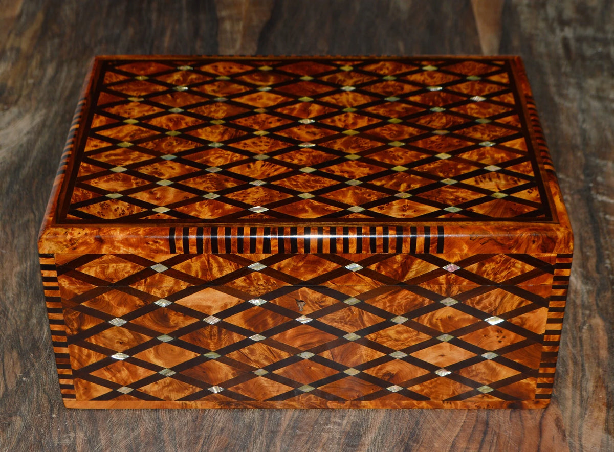 Luxury Moroccan Thuya Wood Jewelry Box with Mother-of-Pearl Inlay – Handcrafted Large Keepsake Chest